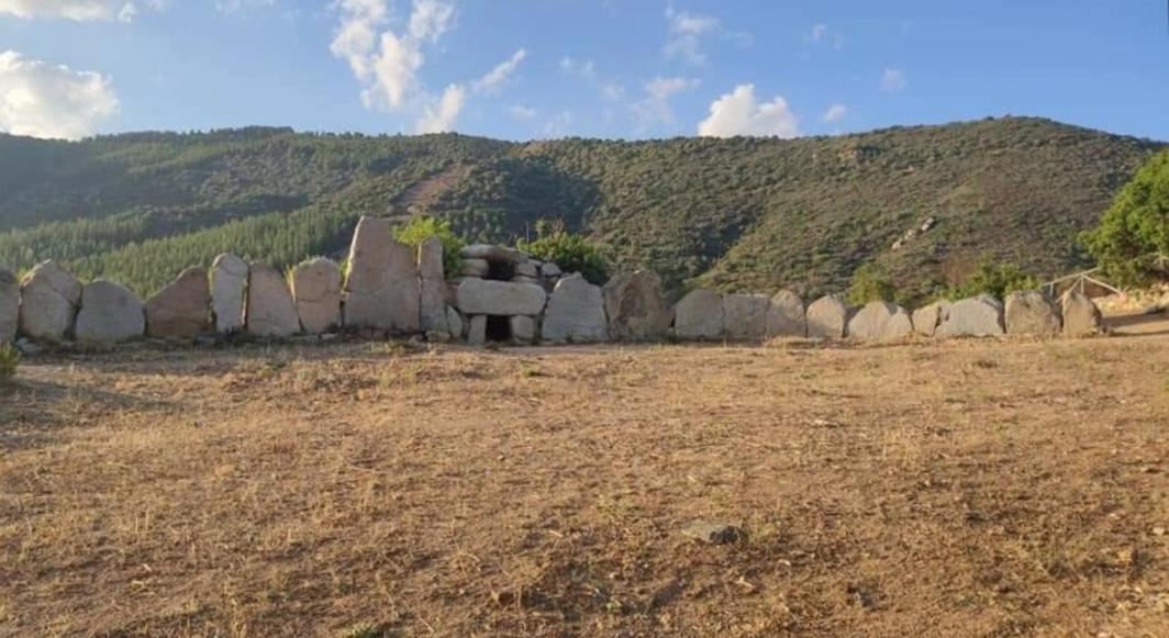 Villa Sa Dommu 'e su coro Triei Exterior foto