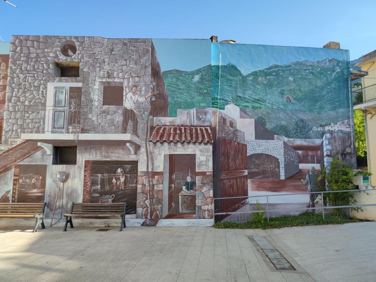 Villa Sa Dommu 'e su coro Triei Exterior foto